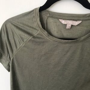 Athleta t-shirt NWOT